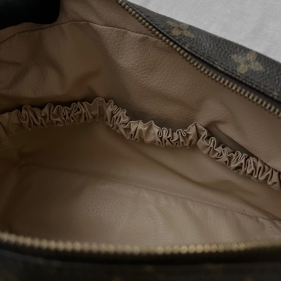 Auth Louis Vuitton Monogram Trousse Toilette 28 - Vintage - Picture 4 of 10